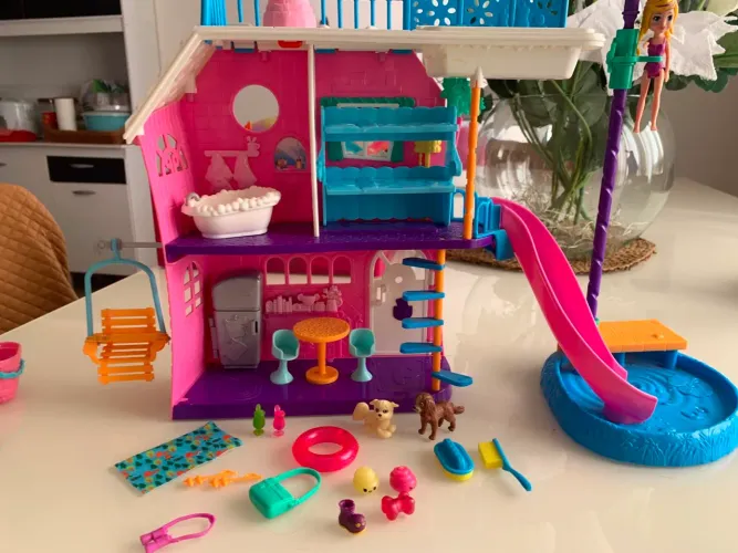 Polly Pocket Casa Do Lago - original com acessórios e 5 pollys