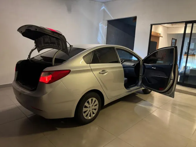 Hyundai HB20S C.plus/c.style 1.6 Flex 16V Mec.4p 2014