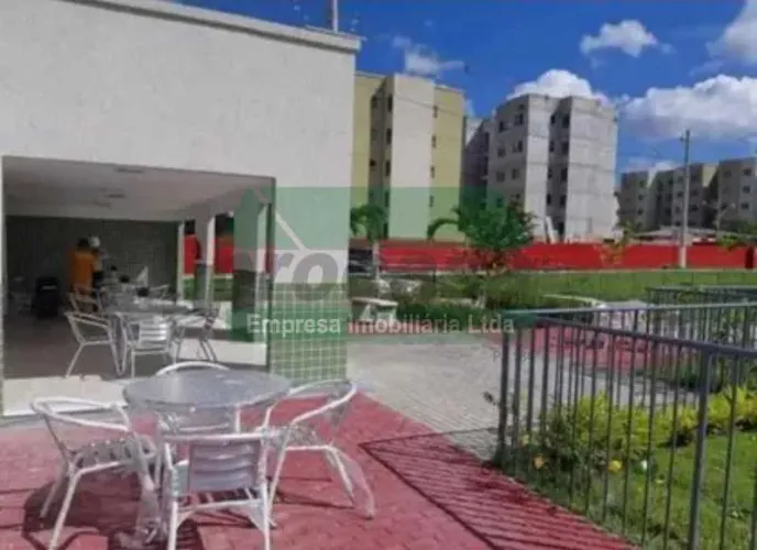 Aluga-se Apto mobiliado, em condomínio / bairro Terra Nova