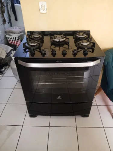 Vendo fogão Brastemp em excelente estado