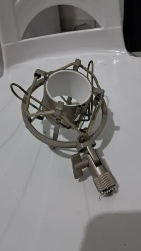 Shock mount de metal para microfone condensador