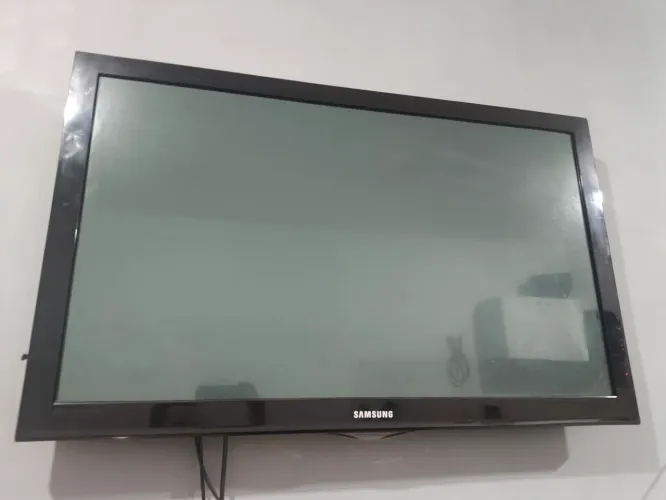 TV Samsung 42 polegadas plasma 