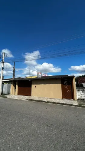 Casa para locação com edícula.