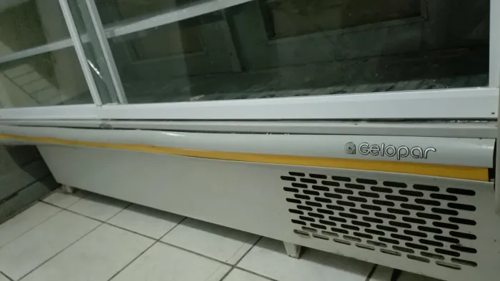 Freezer amostrador
