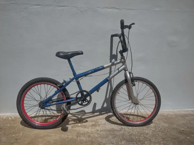 Bicicleta BMX