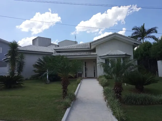 ITU - Casa de Condomínio - Parque Village Castelo