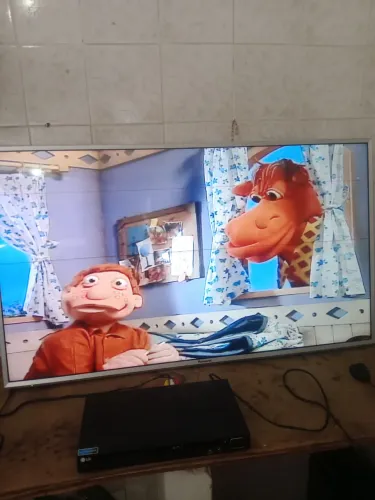 Tv Panasonic 49" smart Marília SP (ler a descrição!!)