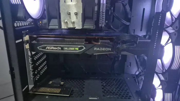 Rx 6700xt Asrock challenger pro