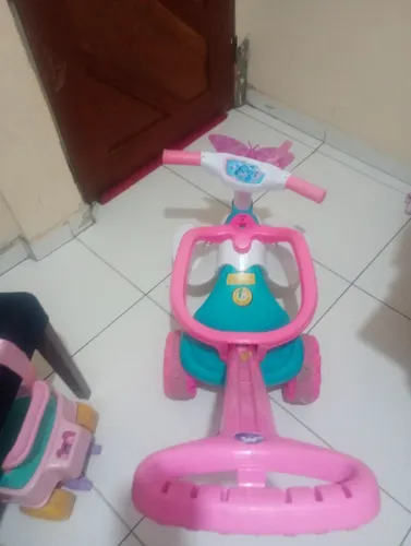Vende-se um triciclo 