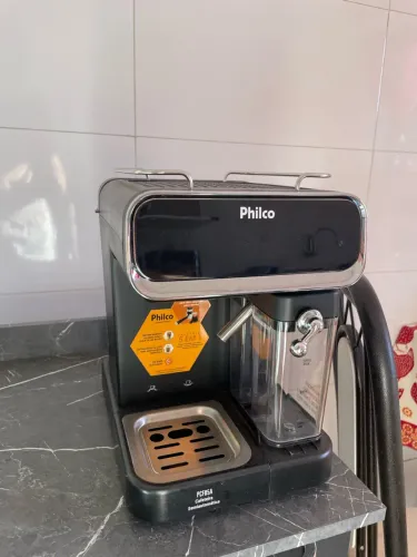 Cafeteira Expresso e cápsulas 5 em 1