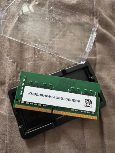 Memória RAM 8GB DDR4