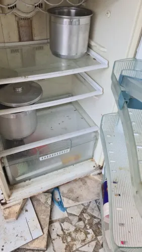 Vendo pra retirada de pecas