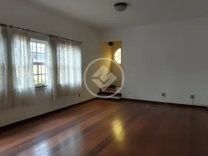 Casa muito bem localizada em Agriões codigo: 111736