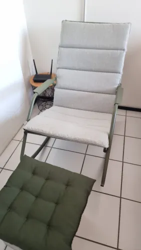 Cadeira de balanço para área externa