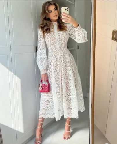 Vestido branco off (Limonada pink)