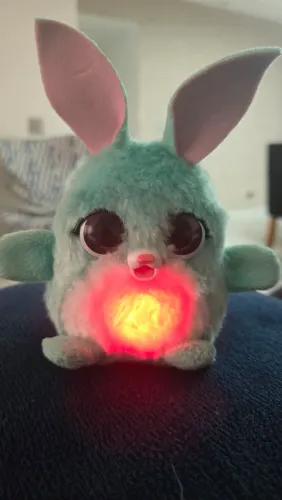 FurReal Fuzzalots da Hasbro em ótimo estado de conservação e funcionando normalmente.