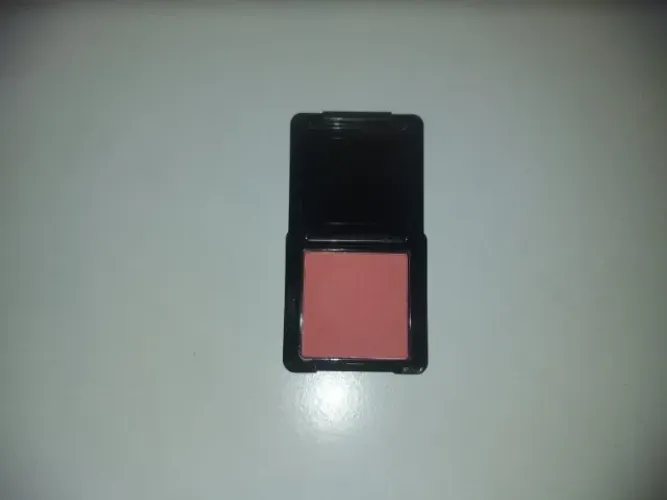 Blush em pó O Boticário - Cor Berry