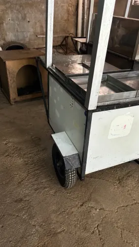 Carrinho de Lanches Usado com Cobertura e Inox