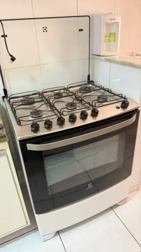Fogão Electrolux 6 Bocas com Acendimento Automático - Ótimo Estado