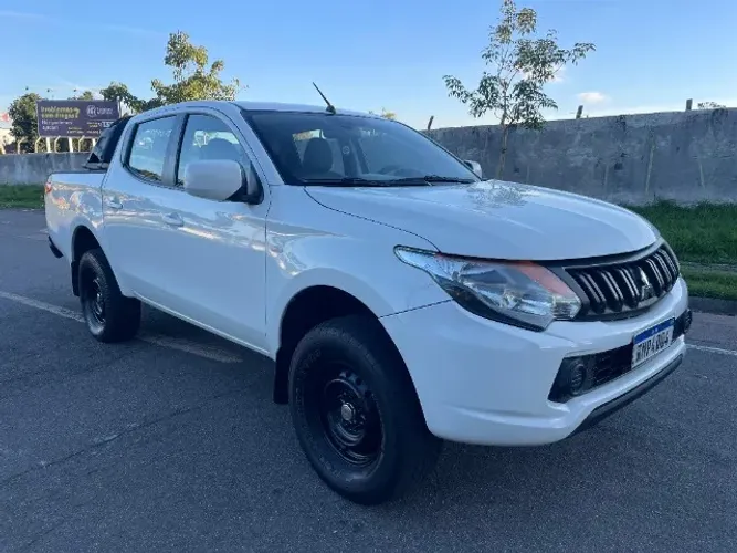 Mitsubishi L200 Triton Motorsports HPE 2.4 Dies 2021
