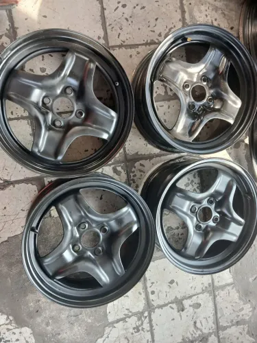 Vendo jogo de Roda de Ferro aro 15 Onix turbo