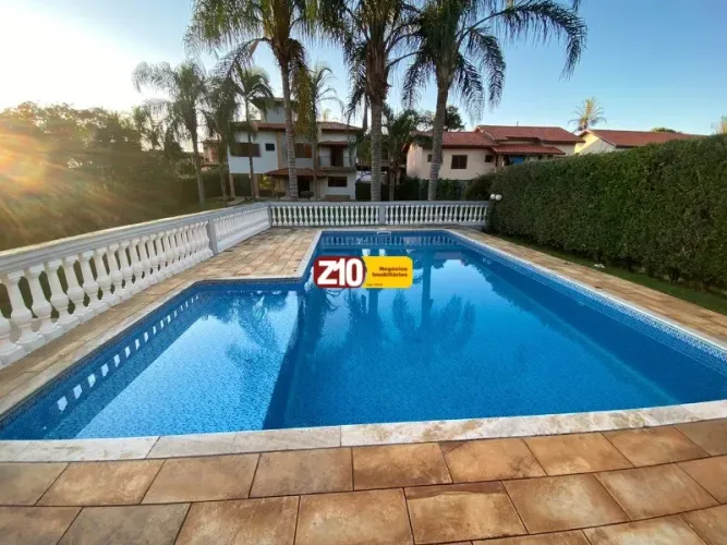 CHÁCARA PARA LOCAÇÃO COM 3 DORMITÓRIOS - COM PISCINA - CONDOMÍNIO TERRAS DE ITAICI - INDAI