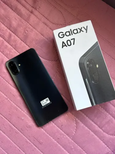 Samsung A7 256 giga 6 meses uso !