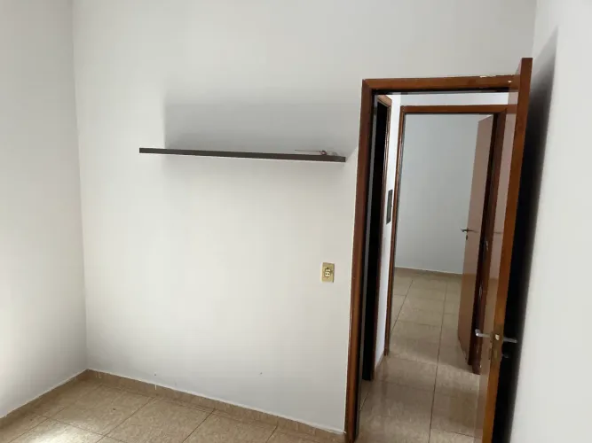 Vendo casa no Parque dos Jatobás - Rio Verde Goiás