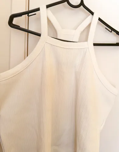 Cropped Branco - Amaro (NUNCA USADO)