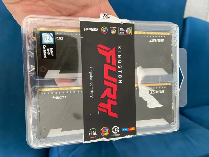 32gb Kingston FURY Beast DDR4 RGB