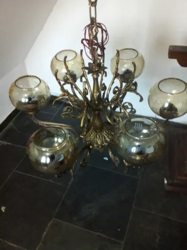Lustre