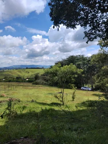 Chácara em Cruscilândia troco por carro
