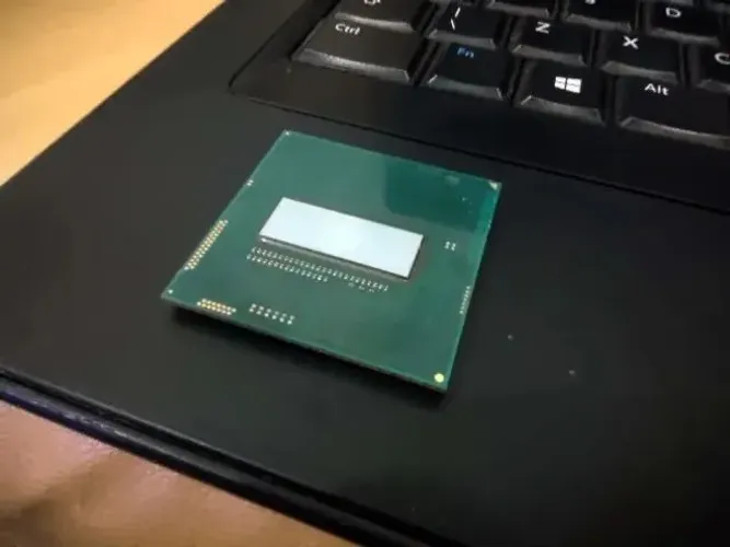 Processador Intel Core i7 4700mq 3.4 Ghz p/ notebook