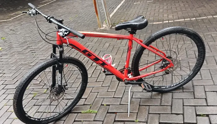 BICICLETA GTI