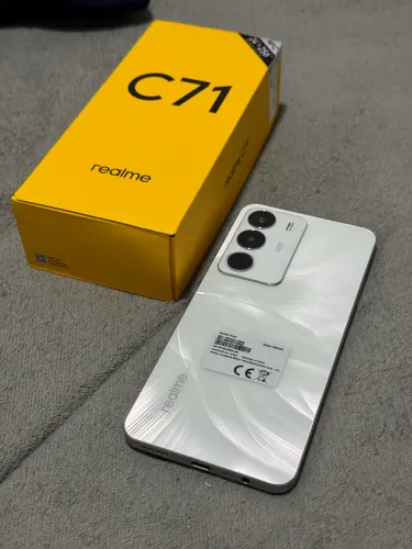 Realme c71 256gb 8 de RAM vendo ou troco