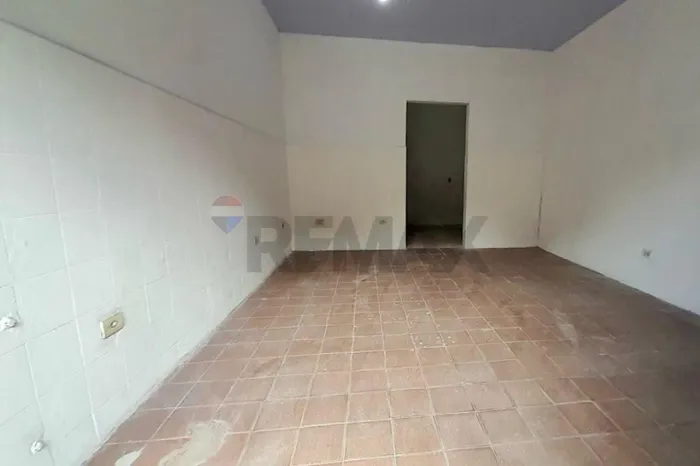ALUGA LOJA COMERCIAL EM AREIAS 30m2.