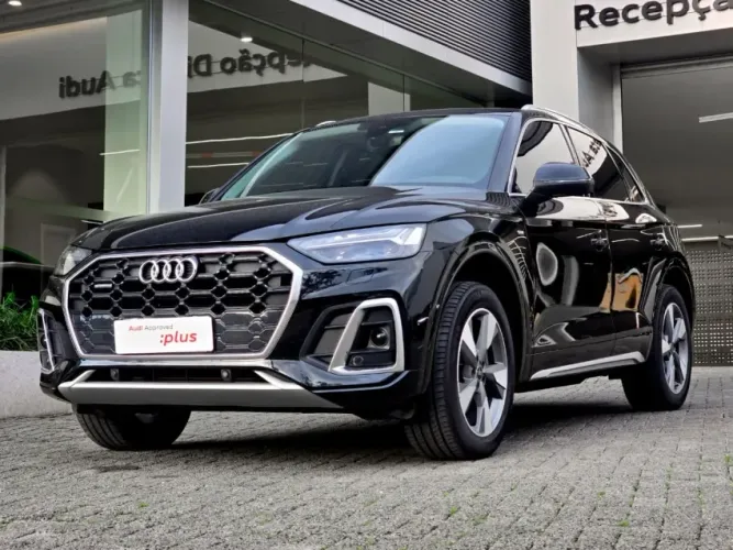 Audi Q5 S-line 2.0 TFSI Quattro S-tronic 2024