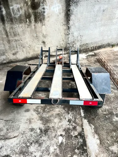 Vende se carretinha para moto 3 lugares