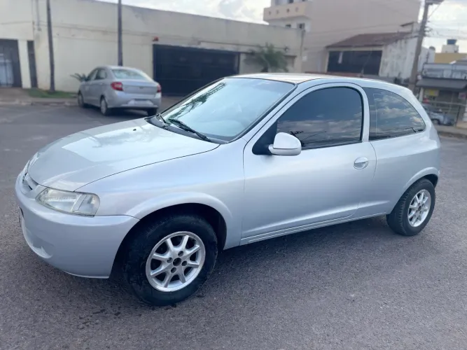 Chevrolet Celta 1.0/super/n.piq.1.0 MPFI VHC 8V 3P 2003