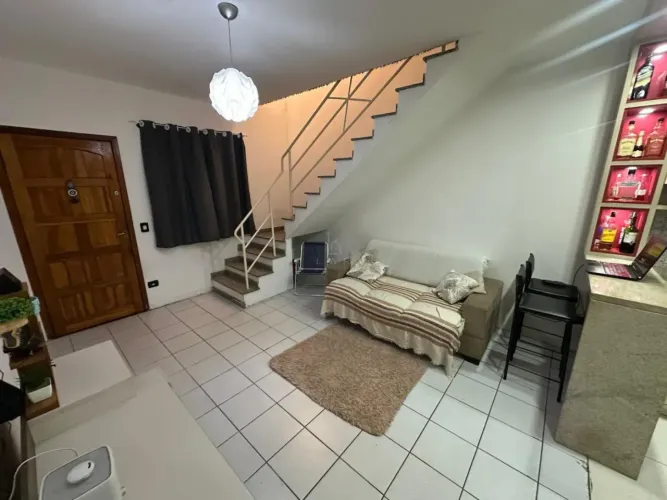 CASA À VENDA - ZONA SUL