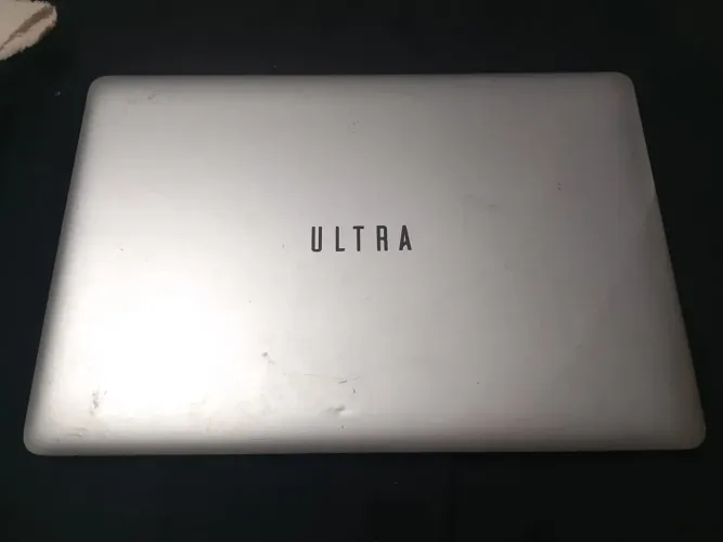 Notebook Ultra para venda.
