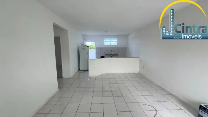 ALUGO APARTAMENTO EM ITAPUÃ, CONDOMÍNIO FECHADO, 2/4, R$ 1.400,00 MAIS TAXAS!!