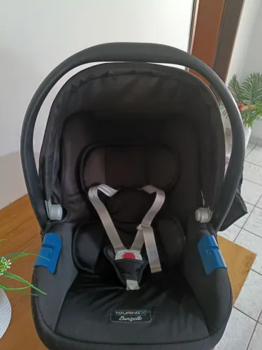 Bebê Conforto Burigotto Touring com Base para carro