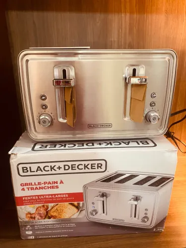 TORRADEIRA BLACK + DECKER