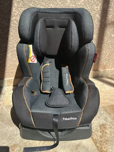 Cadeirinha de bebê FisherPrice