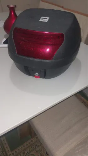 Bauleto/Baú para moto 28 Litros Universal