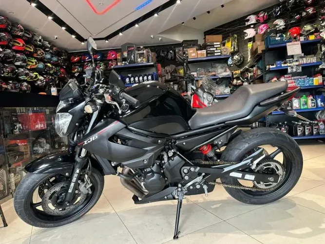 YAMAHA XJ6 N 2015