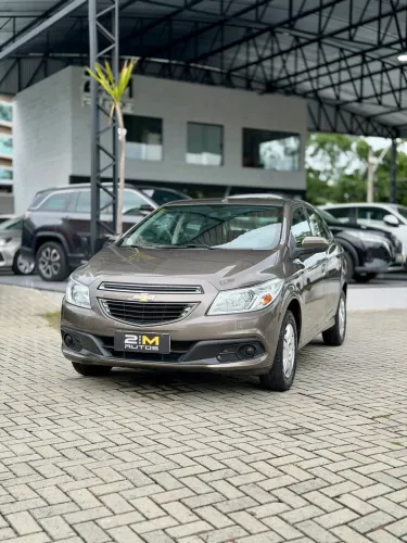 Chevrolet Onix Hatch LT 1.0 8V Flex Power Mec. 4P 2014