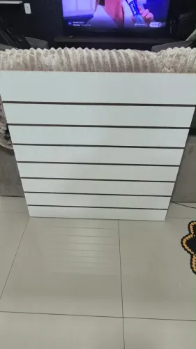 Expositor canelado novo