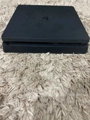 Vendo PS4 slim 500 gb mais jogo